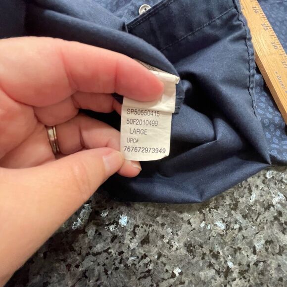 Van Heusen Never Tuck Men’s Button-Up Shirt Size Large Blue Patterned Long Sleev - Picture 7 of 8